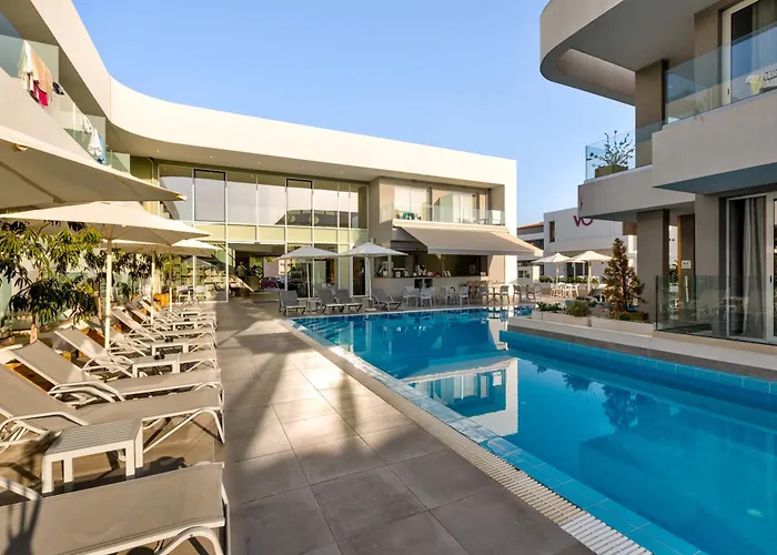 White Olive Premium Hotel