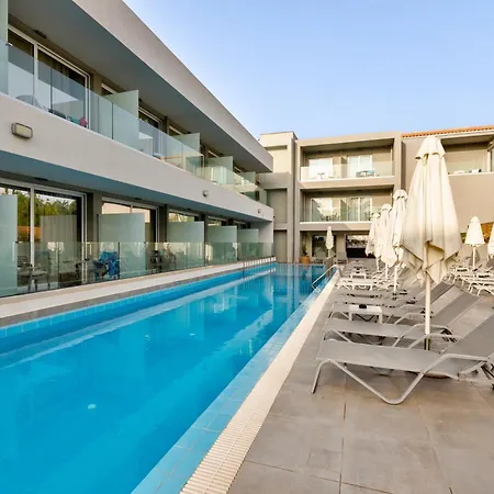 White Olive Premium Hotel 4*