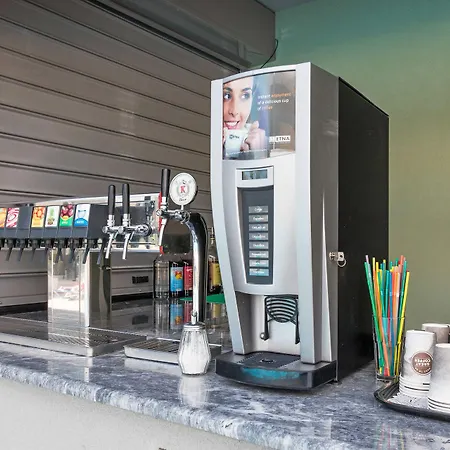 White Olive Premium Hotel 4*