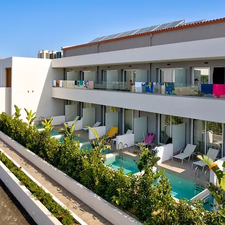 Hotel White Olive Premium