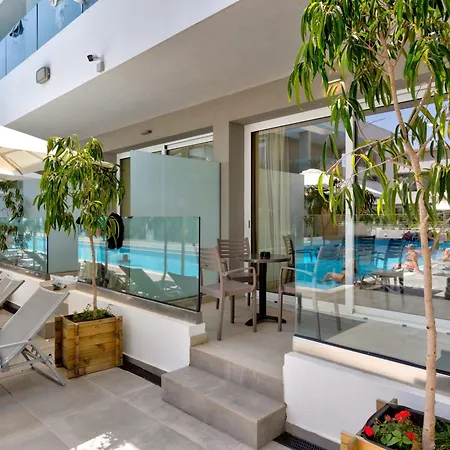 Ξενοδοχείο White Olive Premium 4*