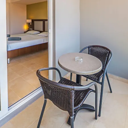 White Olive Premium Hotel Laganas