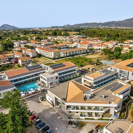 White Olive Premium Hotel