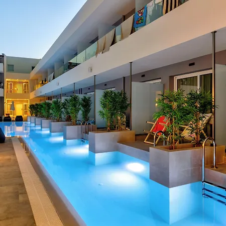 White Olive Premium Hotel