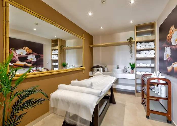 Hotel White Olive Premium Laganas