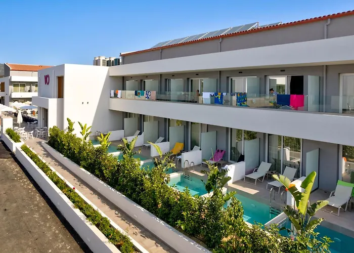 Hotel White Olive Premium