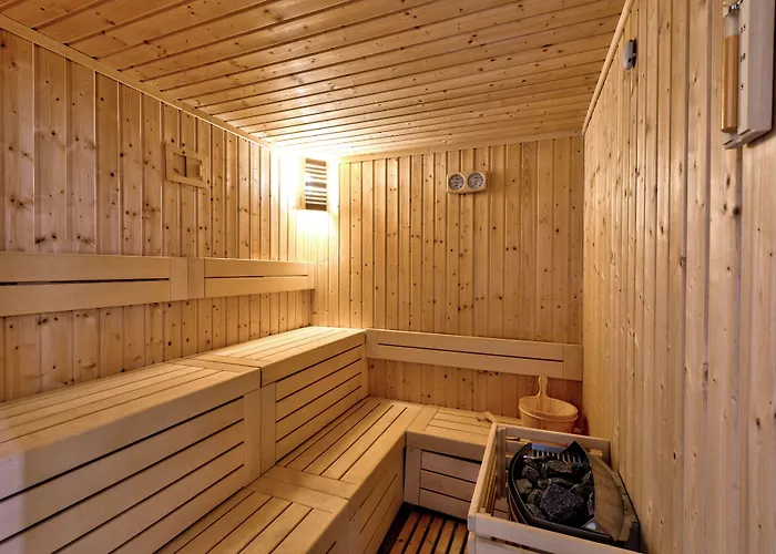 Hotel White Olive Premium 4*