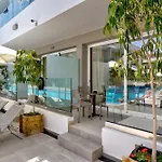 Hotel White Olive Premium 4*