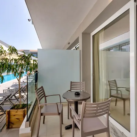 White Olive Premium 4* ラガナス