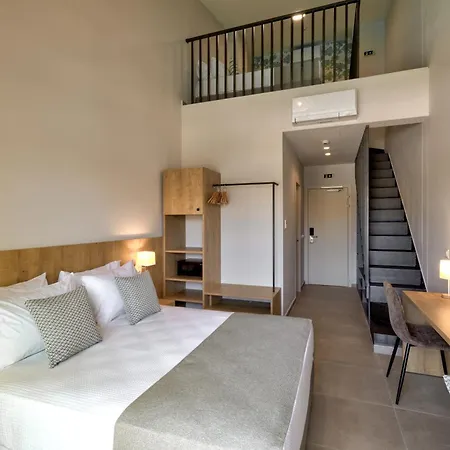 White Olive Premium ラガナス